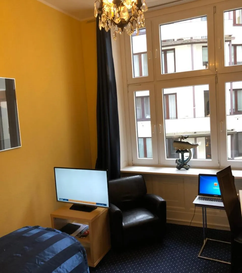 Hotel Wagner im Dammtorpalais Hamburg 3*,
